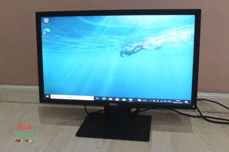 Dell 23-INCH Full HD 1080p Widescreen Monitor  - FHD (1920×1080) Widescreen Monitor