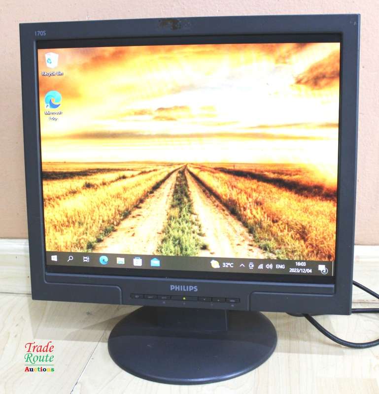 Philips 17-inch 170S 1280 x 1024 LCD Monitor Black - 170S8FB  Computer Monitor [DVI & VGA PORTS]