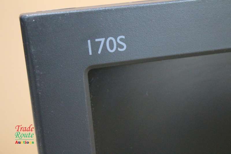 Philips 17-inch 170S 1280 x 1024 LCD Monitor Black - 170S8FB  Computer Monitor [DVI & VGA PORTS]