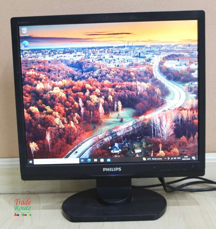 Philips 17-inch 170S 1280x1024 LCD Monitor Black Brilliance 170S9  Computer Monitor DVI & VGA PORTS