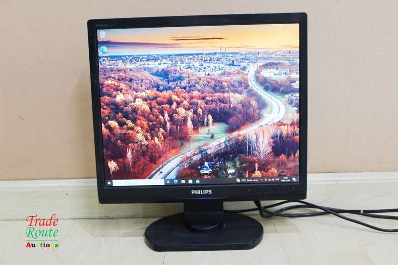 Philips 17-inch 170S 1280x1024 LCD Monitor Black Brilliance 170S9  Computer Monitor DVI & VGA PORTS