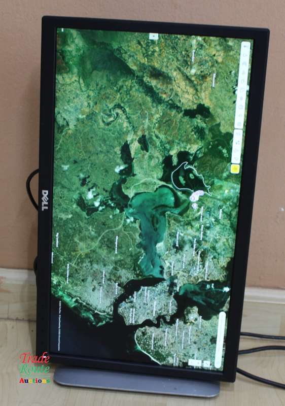 Dell P2017H LED Backlit 20 Inch Monitor 1600 x 900 HDMI, Display Port, VGA