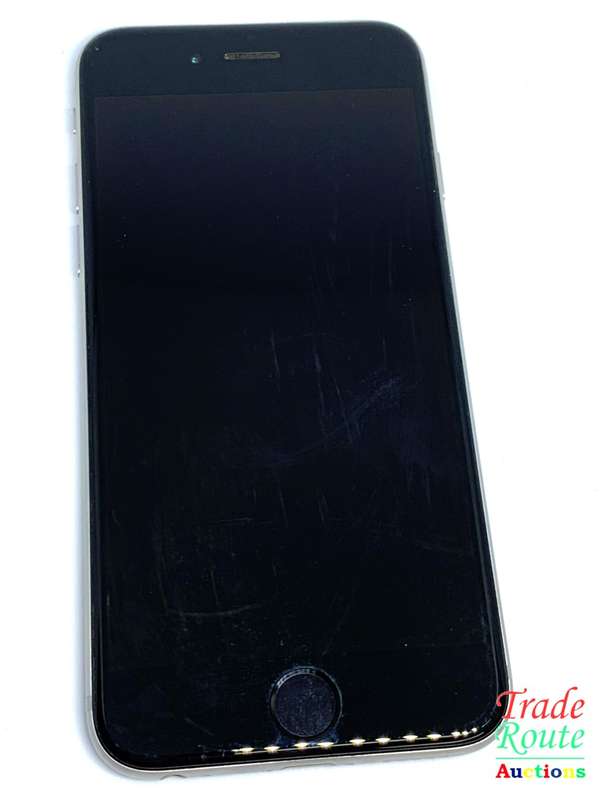 APPLE IPHONE 6  SmartPhone - Excellent Condition - 90% Battery Health