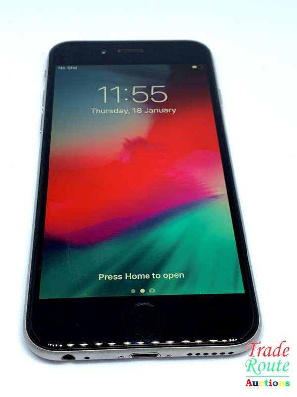 APPLE IPHONE 6  SmartPhone - Excellent Condition - 90% Battery Health