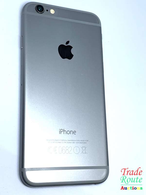 Apple iPhone 6 Space Grey (Pre Owned) SmartPhone (Screen Faded in some areas)