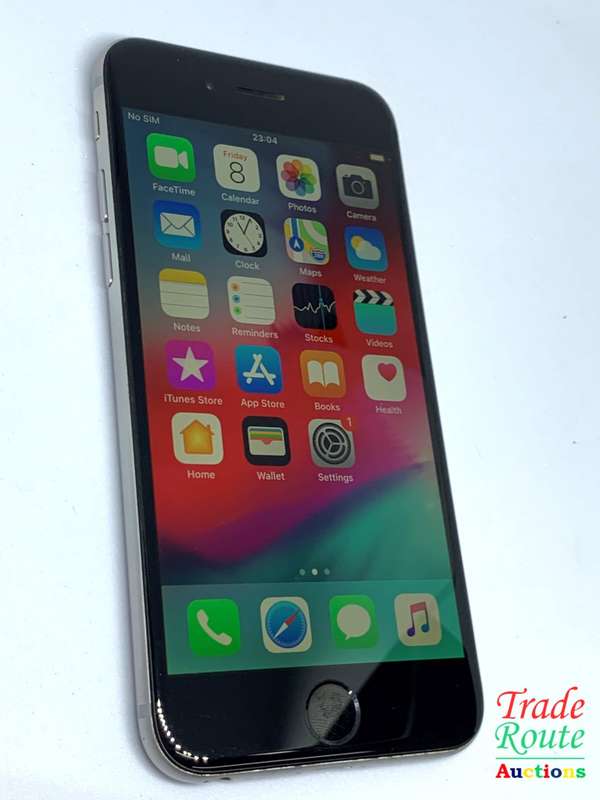 Apple iPhone 6 Space Grey (Pre Owned) SmartPhone (Unlocked to All networks)