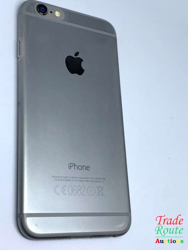 Apple iPhone 6 Space Grey (Pre Owned) SmartPhone (Unlocked to All networks)
