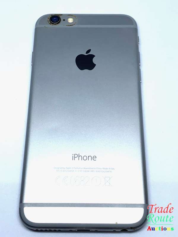 Apple iPhone 6 Space Grey (Pre Owned) SmartPhone (Marks & Lines on Screen)