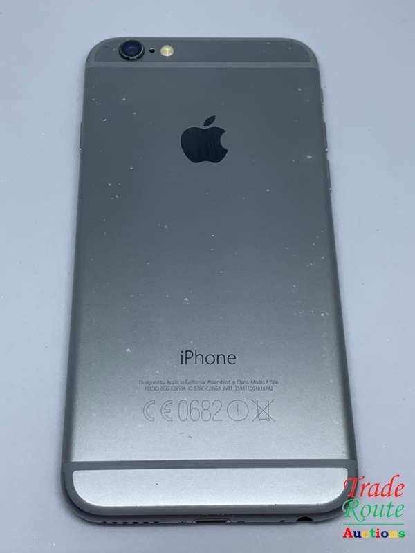 Apple iPhone 6 Space Grey (Pre Owned) SmartPhone (Marks & Lines on Screen)