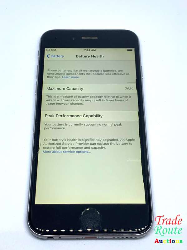 Apple iPhone 6 Space Grey (Pre Owned) SmartPhone (Marks on Screen)