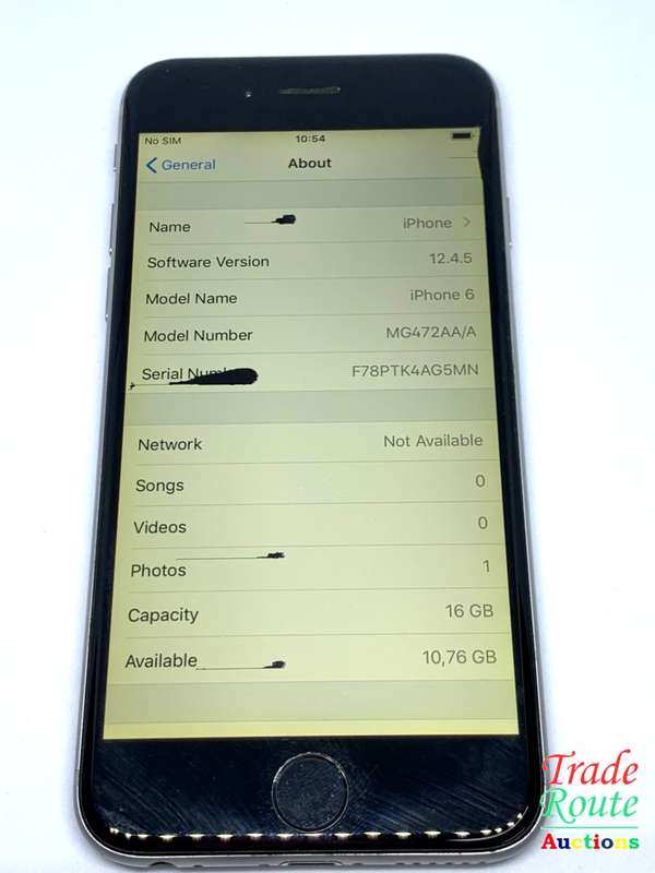 Apple iPhone 6 Space Grey (Pre Owned) Marks on Screen