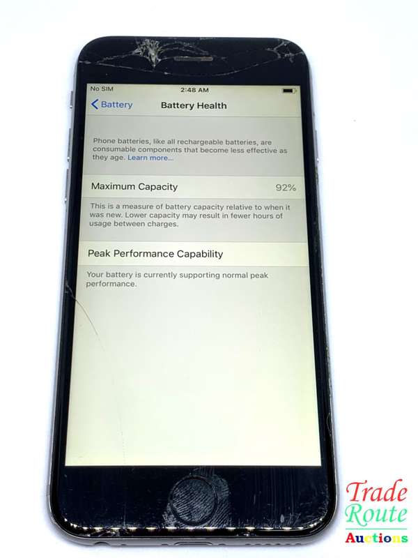 Apple iPhone 6 Space Grey (Pre Owned) outer screen cracked