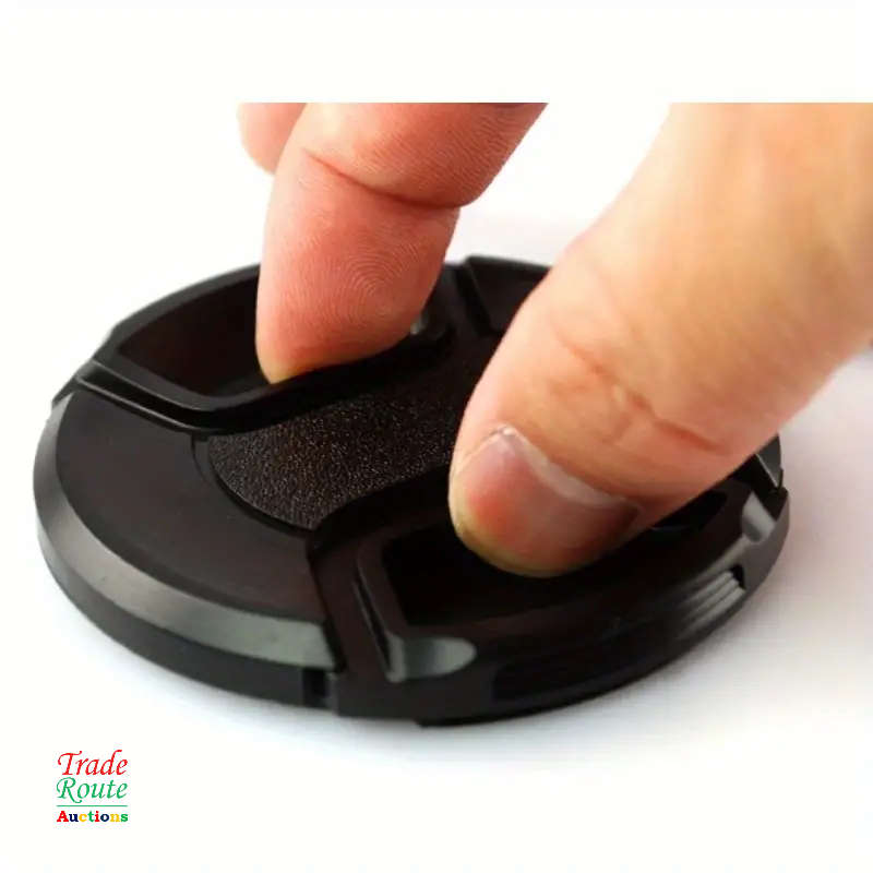 62mm LENS CAP Snap-On Center Pinch Camera Lens Front Cap For Canon Nikon Sony Alpha DSLR Lenses