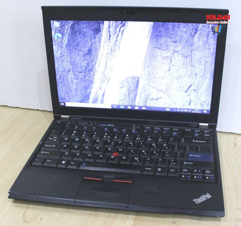 LENOVO THINKPAD X220 CORE i5 2540M 2.6GHz, 4GB RAM, 320GB HDD LAPTOP NOTEBOOK