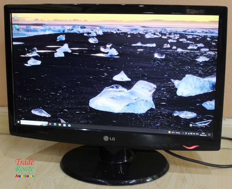 LG Flatron 22 inch Widescreen LCD Monitor