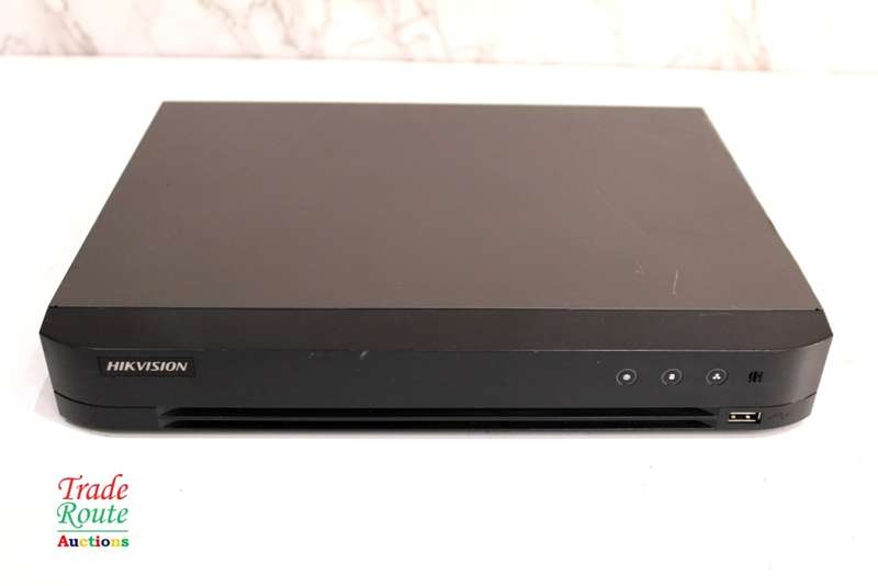 HIKVISION 8 Channel DVR Digital Video Recorder IDS-7208HQHI-M1/S [ Salvage Stock ]
