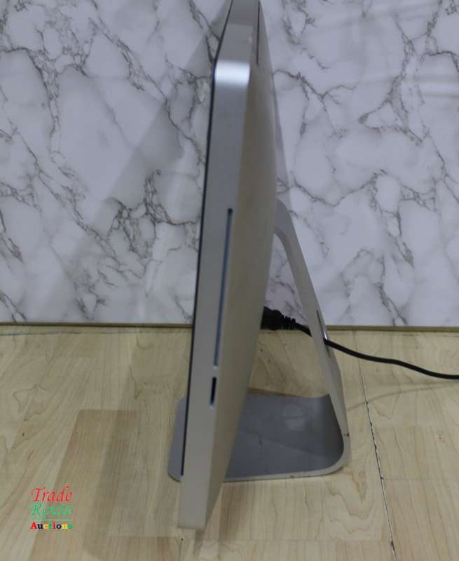Apple Imac | 21.5 Inch | Core I5 2.5ghz 4gb Ram 500gb Hdd * Outer Glass Cracked
