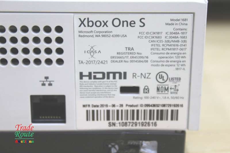 XBOX One S Console (WHITE) Model 1681 [ Salvage Stock for Spares/Repairs ]