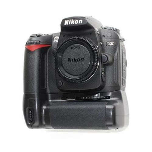 NIKON D90 PROFESSIONAL DSLR CAMERA BODY (ONLY)  WITH BATTERY GRIP + EXTRA BATTERY ** NIKON **