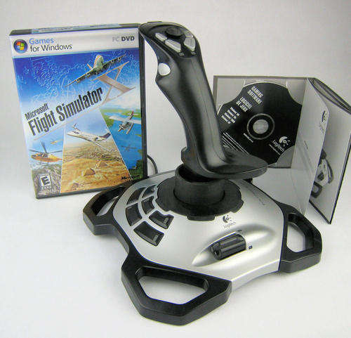 MICROSOFT FLIGHT SIMULATOR X GOLD - DVD - BEST FLIGHT SIMULATOR EVER + LOGITECH EXTREME 3D JOYSTICK
