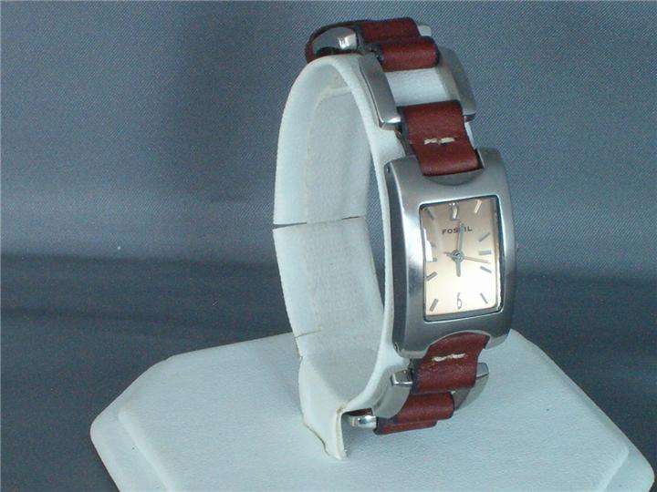 Fossil ES1117 Stainless Steel Ladies Analogue Champaign Dial Leather & Stainless Steel Strap Watch