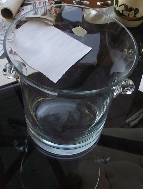 LARGE GLASS ICE BUCKET