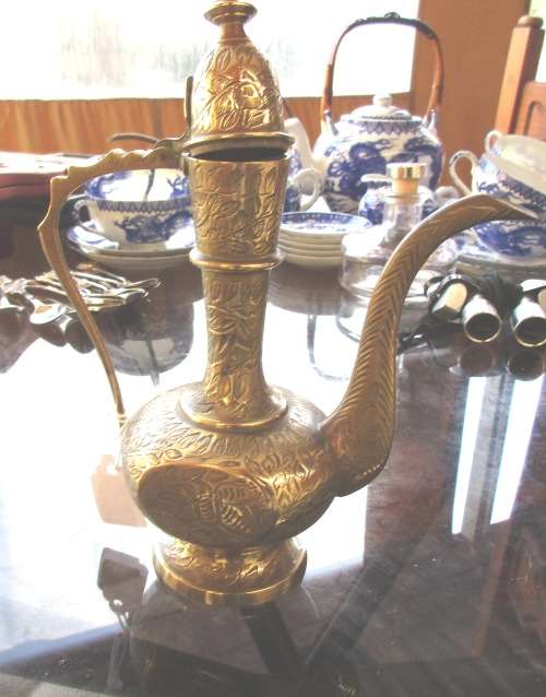 BRASS  POURER