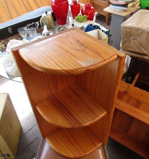 PINE 2 DIVISION CORNER DISPLAY CABINET