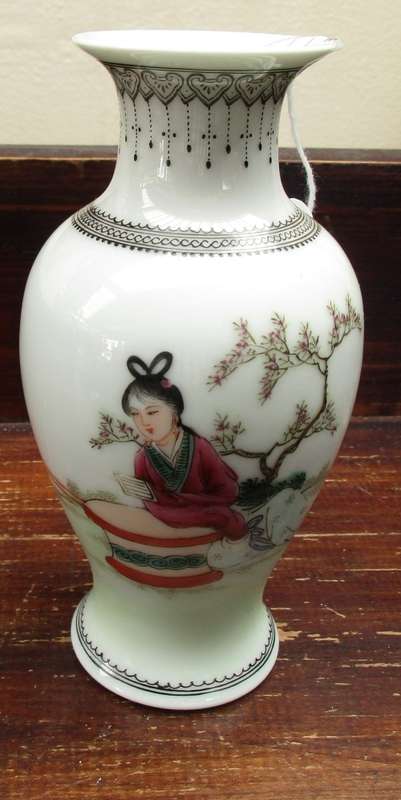 SATSUMA STYLE VASE
