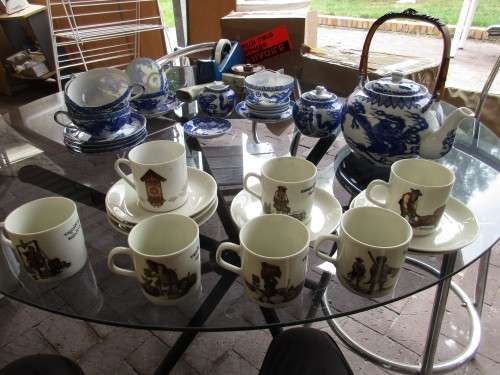 MITTERTEICH PORZELLAN 6 DEMI TASSE COFFEE CUPS AND SAUCERS