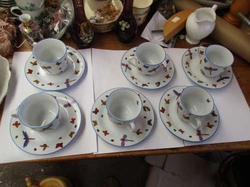 WIESENTHAL PORCELAIN CUPS AND SAUCERS  SET OF 6 PATTERN DECOR BUTTERFLY