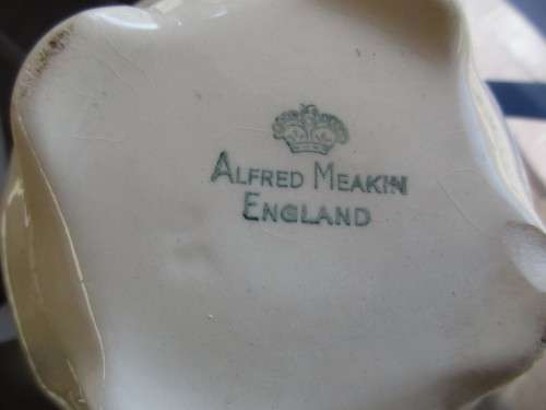 ALFRED MEAKIN CREAM JUG