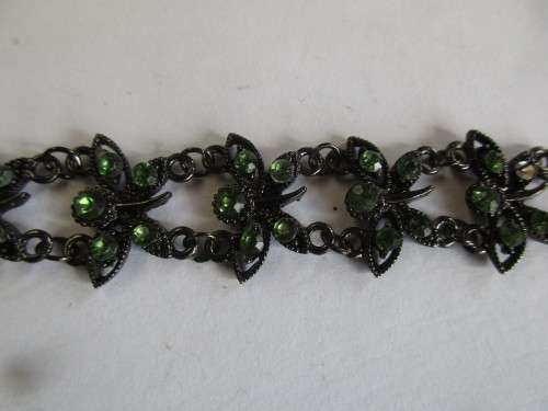 Beautiful green glass and metal  Bracelet