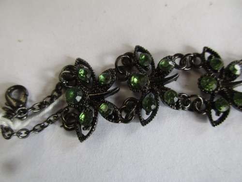 Beautiful green glass and metal  Bracelet