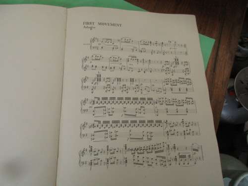 LOVELY BOOK THE NEW WORLD SYMPHONY ANTON DVORAK