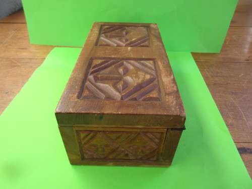 WOOD TRIBAL ART BOX
