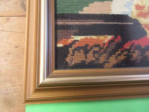 TAPESTRY OF LADY READING