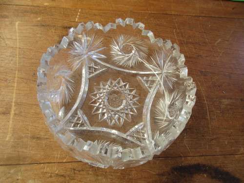 SHARP CUT CRYSTAL BOWL STAR OF DAVID DESIGN