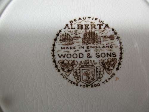 WOOD AND SONS BEAUTIFUL  ALBERTA PLATE