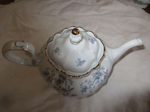 JOHANN HAVILAND TEAPOT BAVARIA GERMANY 1970'S