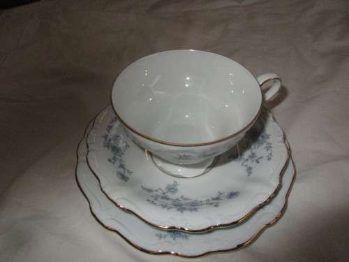 JOHANN HAVILAND TRIO CUP SAUCER AND SIDE PLATE  BAVARIA GERMANY 1970'S