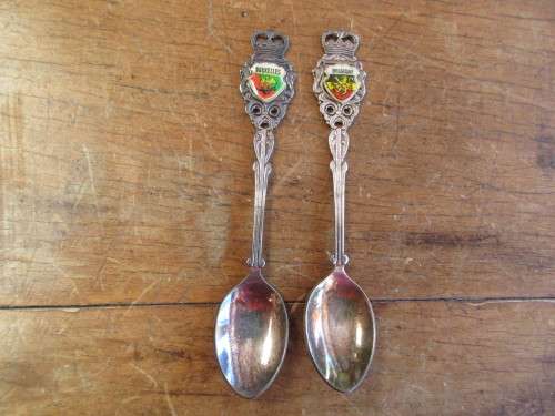 COLLECTION 10 SILVER PLATE  SOUVENIR SPOONS