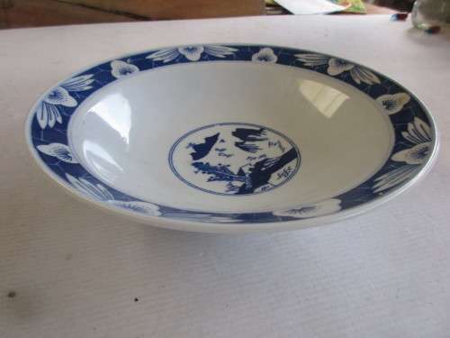 BOWL WITH UNDERGLAZE  BLUE AND WHITE  TRANSFER DECORATION  YUN MUN CI CHONG