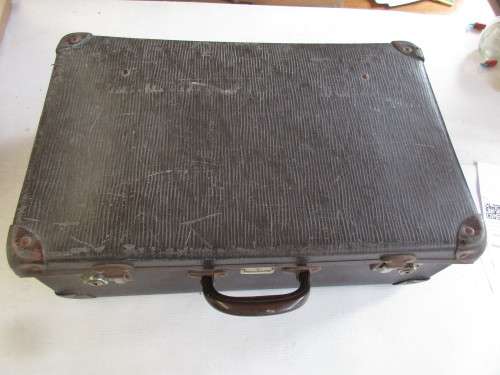 LOVELY OLD SMALL BROWN SUITCASE VULCALITE