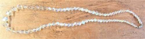 BEAUTIFUL CRYSTAL NECKLACE LENGTH WHEN CLOSED 320 MM