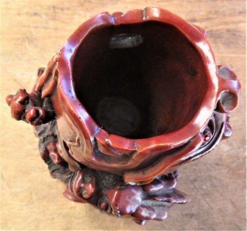BEAUTIFUL CHINESE RED RESIN  FISH AND DRAGON  VASE