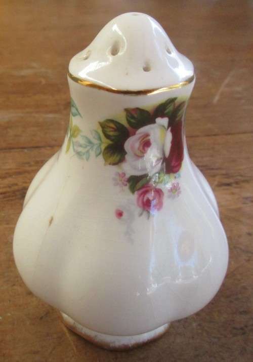 ROYAL ALBERT SALT SHAKER AND A SPARE RED CORK (CLEARY MARKED ROYAL ALBERT)