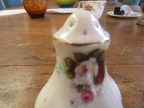 ROYAL ALBERT SALT SHAKER AND A SPARE RED CORK (CLEARY MARKED ROYAL ALBERT)