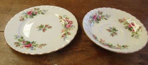 BEAUTIFUL ROYAL ALBERT MOSS ROSE TRIO  CUP SAUCER AND SIDE PLATE