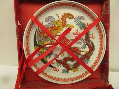 BEAUTIFUL CHINESE  SMALL TEA SET FOR FOUR IN ORIGINAL BOX